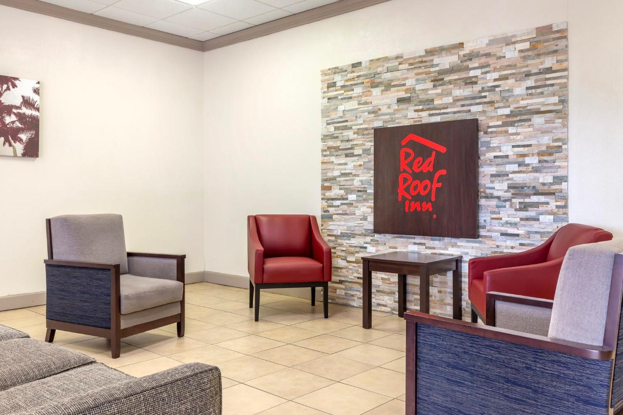 Red Roof Inn Данн Экстерьер фото